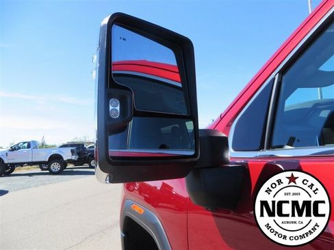 Used 2024 GMC Sierra 2500 Denali w/ Denali Reserve Package image 25