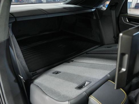 Used 2024 Porsche Cayenne Turbo GT AWD/4WD image 67