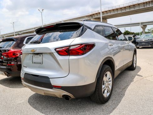 Used 2019 Chevrolet Blazer LT w/ Sound & Technology Package FWD image 8