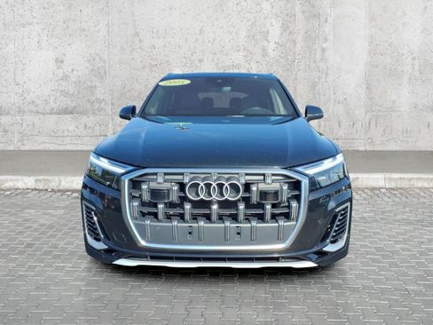 Used 2025 Audi Q7 3.0T Premium Plus AWD/4WD image 3