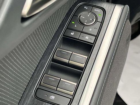 Certified 2024 Lexus GX 550 image 31