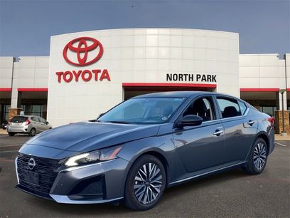 Used 2024 Nissan Altima 2.5 SV