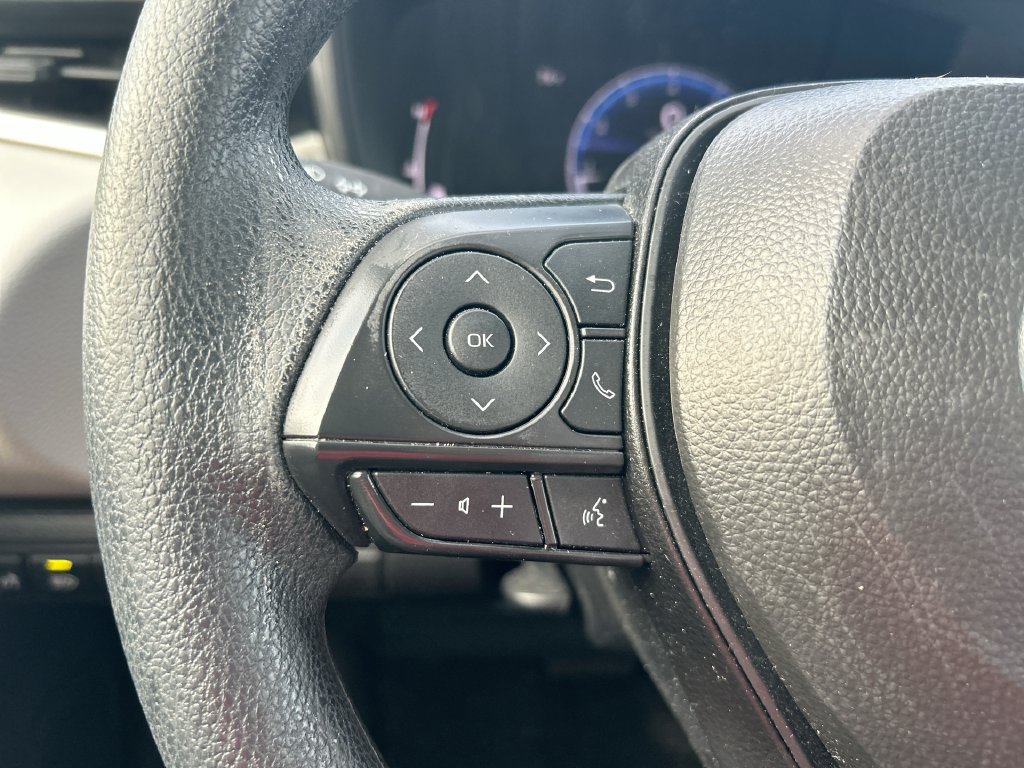 Used 2026 Toyota Corolla LE FWD image 15