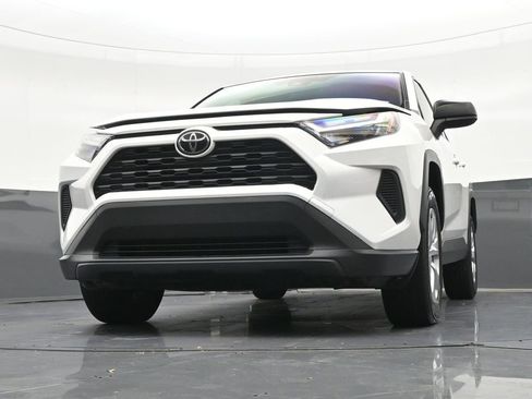Used 2023 Toyota RAV4 LE FWD image 25
