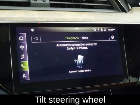 Used 2019 Audi e-tron Prestige w/ Prestige Package image 39