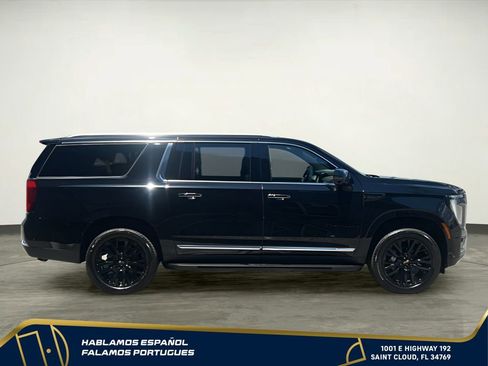 New 2026 GMC Yukon XL Elevation w/ LPO, Elevation Black Package AWD/4WD image 7