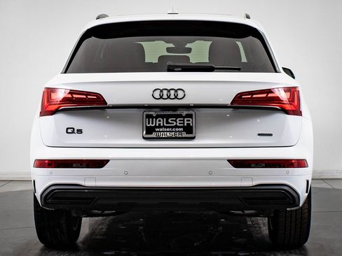 Used 2025 Audi Q5 2.0T Premium w/ Convenience Plus Package image 7