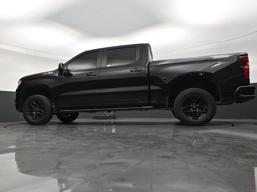 Used 2024 Chevrolet Silverado 1500 LT Trail Boss w/ Convenience Package II AWD/4WD image 18