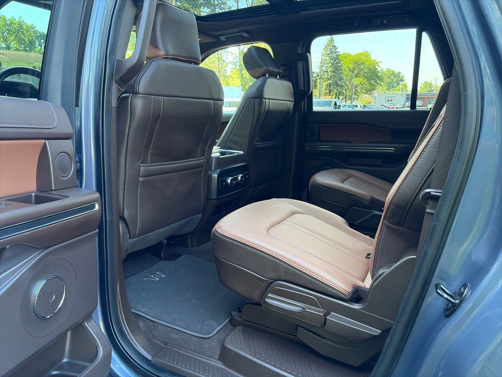 Used 2023 Ford Expedition Max King Ranch AWD/4WD image 11