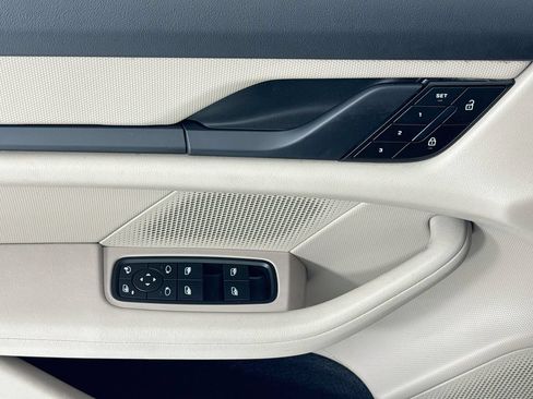 Certified 2023 Porsche Taycan 4S AWD/4WD image 11