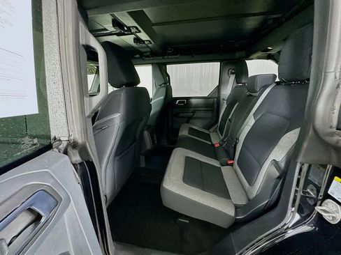 Used 2025 Ford Bronco Big Bend image 29