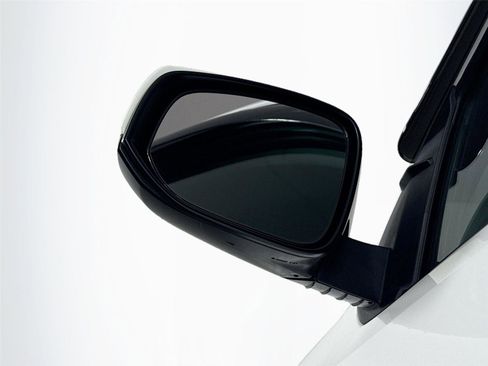 Certified 2022 Toyota Tacoma SR5 image 5