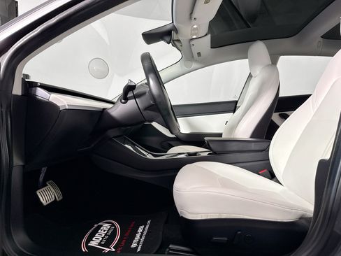 Used 2018 Tesla Model 3 Performance AWD/4WD image 16