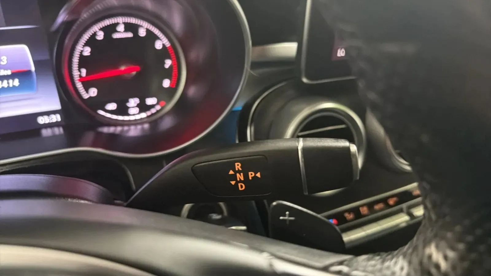 Used 2017 Mercedes-Benz GLC 300 4MATIC Coupe image 12