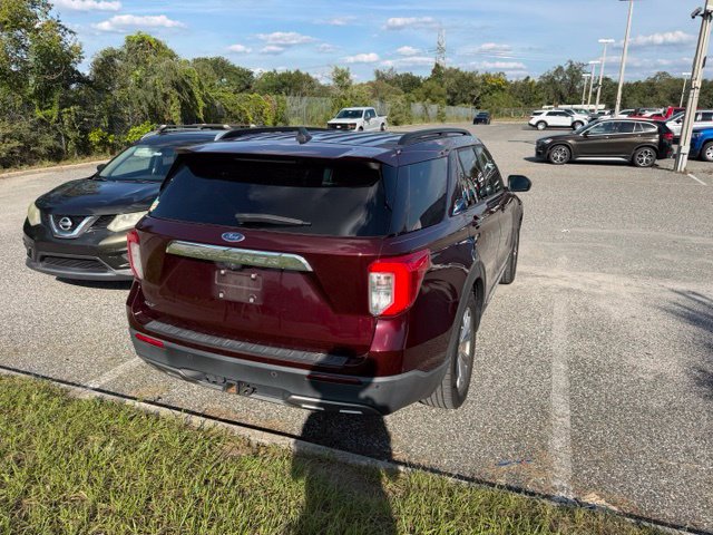 Used 2022 Ford Explorer XLT w/ Equipment Group 202A RWD image 3