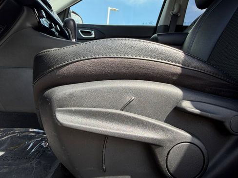 Used 2022 Jeep Compass Latitude AWD/4WD image 20