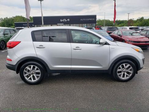 Used 2015 Kia Sportage LX AWD/4WD image 8