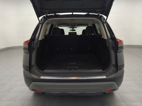 Used 2022 Nissan Rogue SV image 29