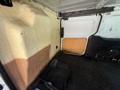 Used 2016 Ford Transit Connect XL image 18