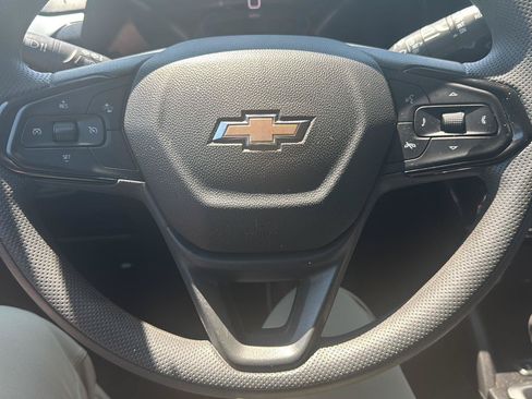 Used 2025 Chevrolet TrailBlazer LT AWD/4WD image 12
