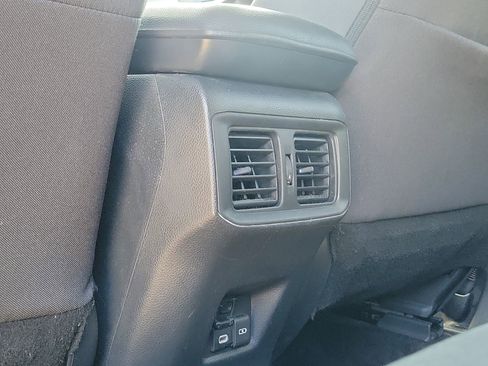 Used 2023 Toyota RAV4 XLE image 12