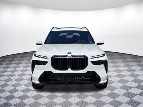 Certified 2024 BMW X7 xDrive40i w/ M Sport Package AWD/4WD image 6