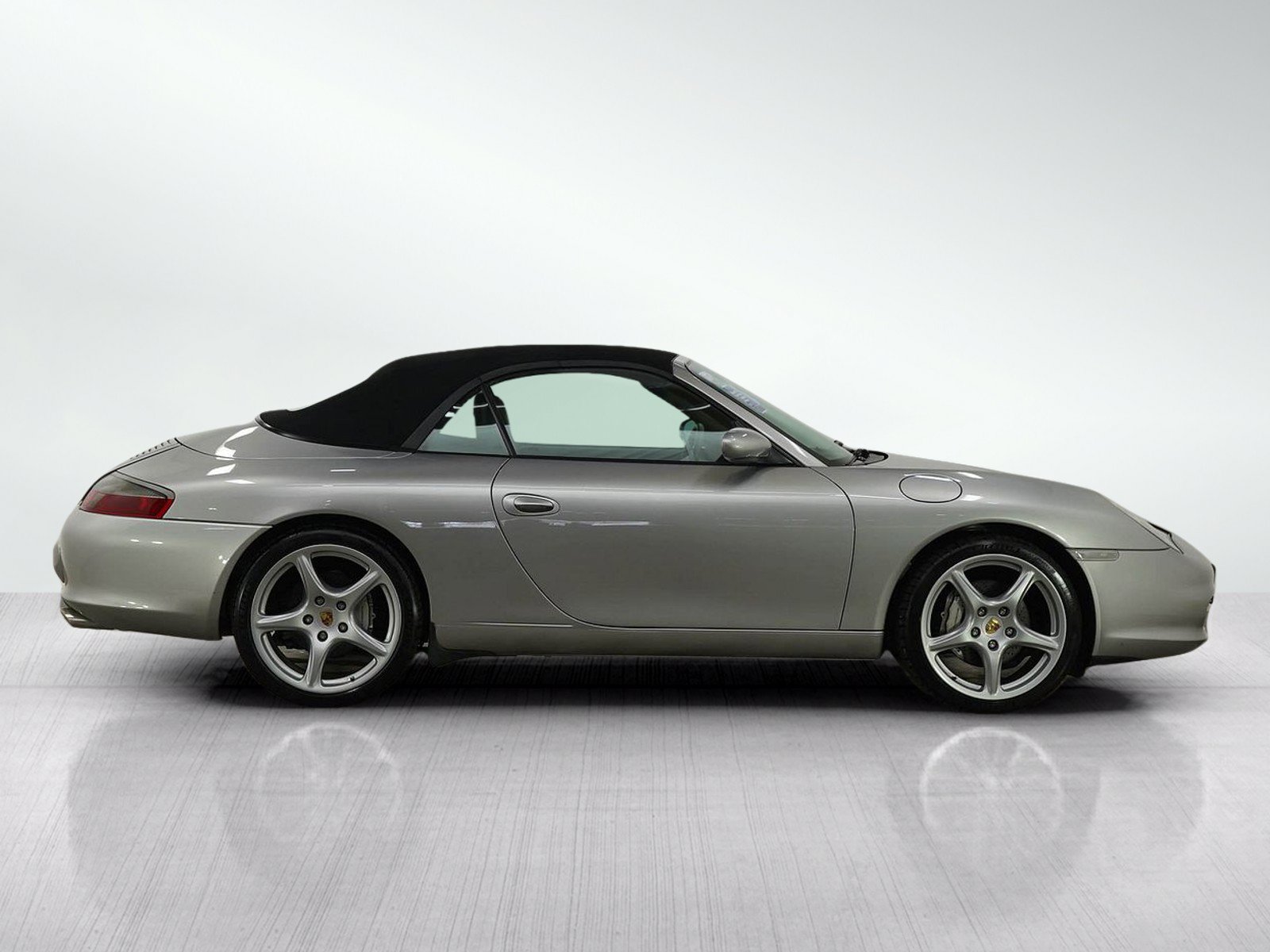 Used 2003 Porsche 911 Carrera 4 AWD/4WD image 8