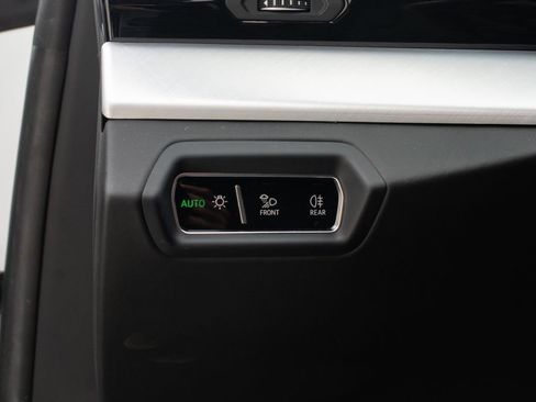 Used 2019 Lamborghini Urus image 26