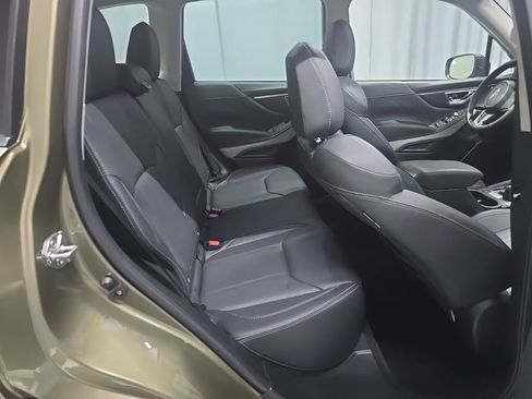 Certified 2023 Subaru Forester Limited AWD/4WD image 10
