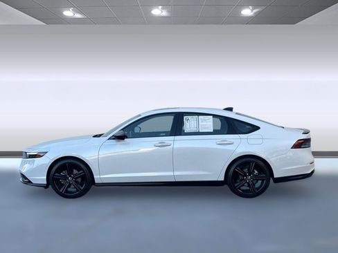 Used 2024 Honda Accord Sport image 2