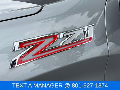 Used 2025 Chevrolet Silverado 1500 LT w/ Z71 Off-Road Package AWD/4WD image 12