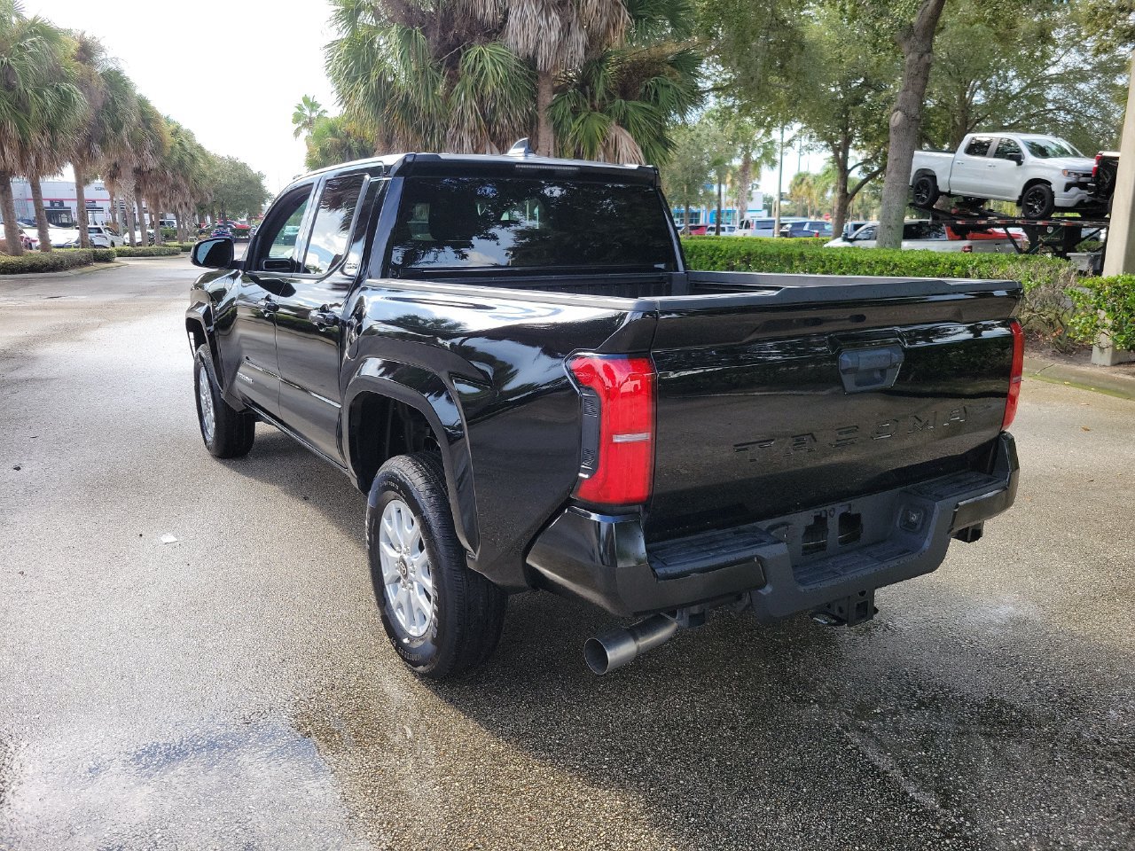 Used 2026 Toyota Tacoma SR5 RWD image 4