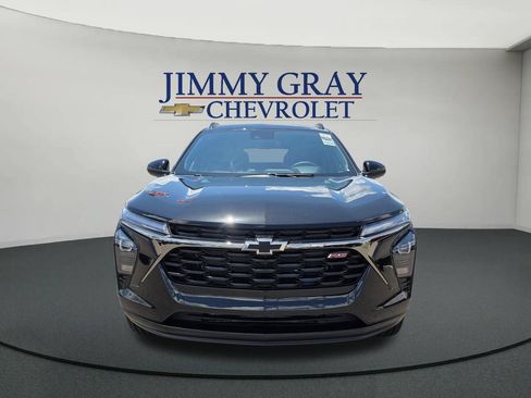 New 2026 Chevrolet Trax RS w/ Driver Confidence Package FWD image 8