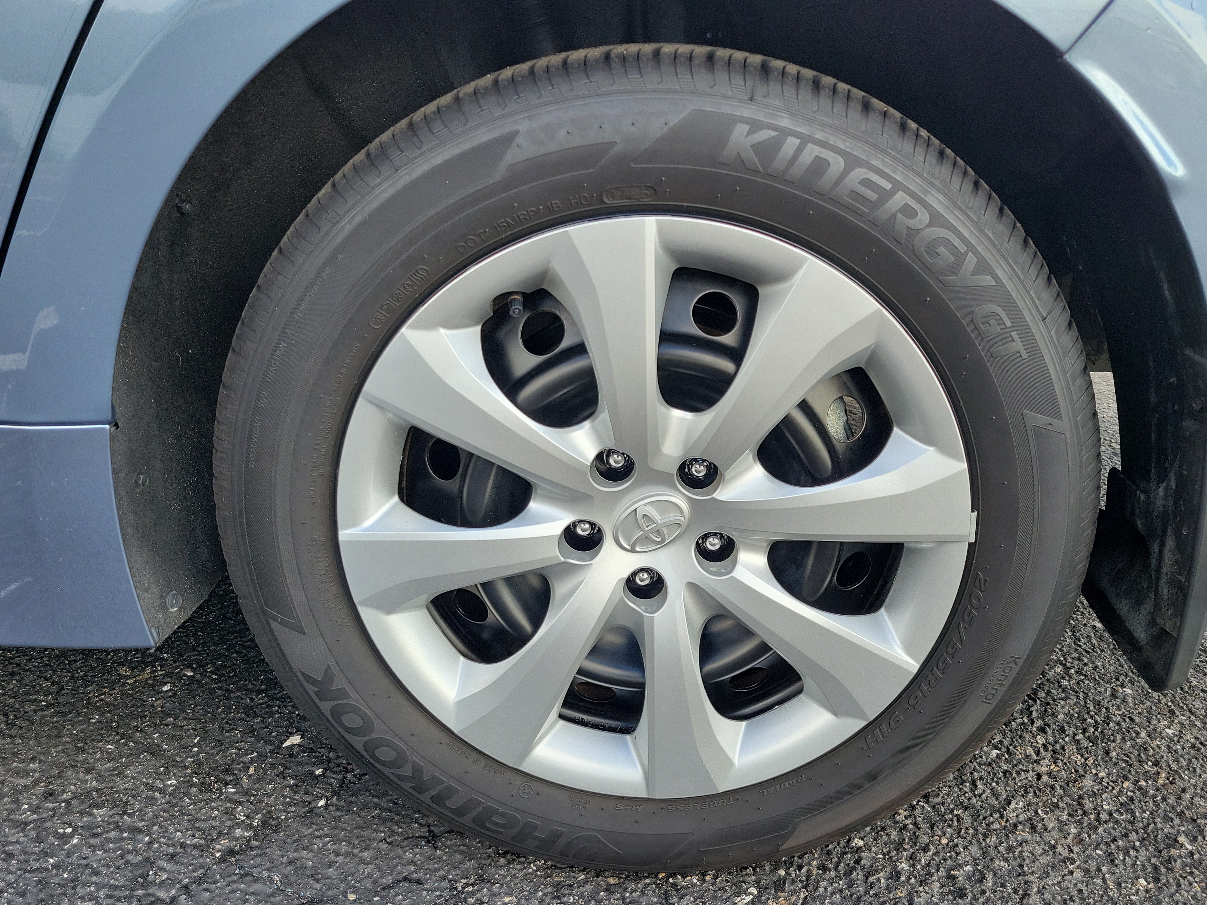 Certified 2025 Toyota Corolla LE FWD image 7