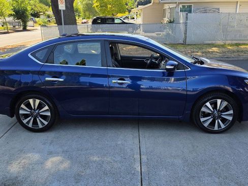 Used 2016 Nissan Sentra SL w/ SL Premium Package FWD image 4