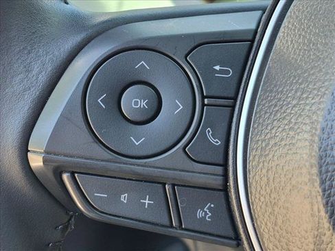 Used 2025 Toyota Corolla SE FWD image 14