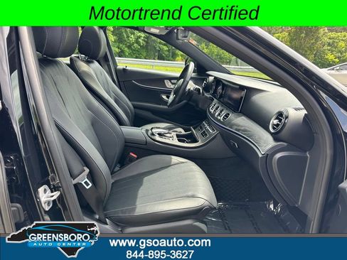 Used 2019 Mercedes-Benz E 300 4MATIC w/ Premium 1 Package image 19