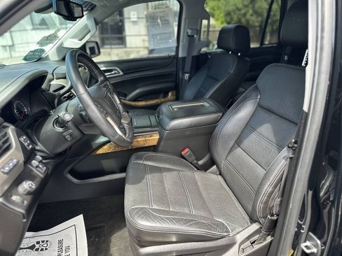 Used 2015 GMC Yukon Denali w/ Premium Package RWD image 22