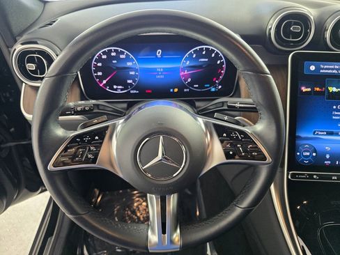 Certified 2025 Mercedes-Benz GLC 300 4MATIC image 17