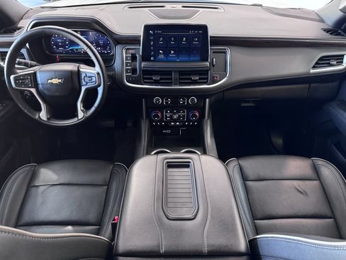Certified 2024 Chevrolet Suburban Premier AWD/4WD image 15