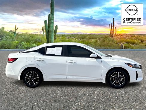 Certified 2025 Nissan Sentra SV image 6
