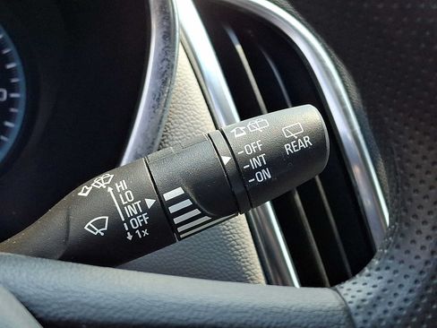 Used 2023 Chevrolet Equinox LS AWD/4WD image 26