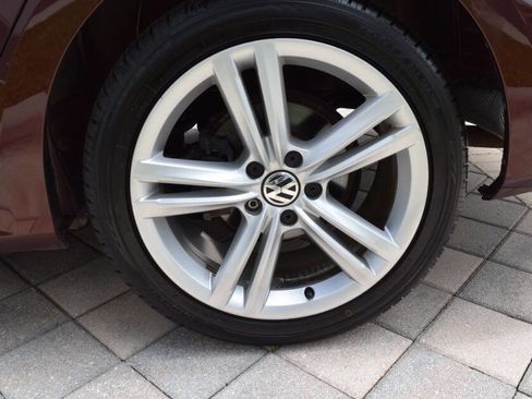 Used 2013 Volkswagen Passat TDI SEL Premium FWD image 84