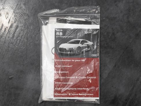 Used 2018 Audi R8 V10 w/ Premium Package image 80