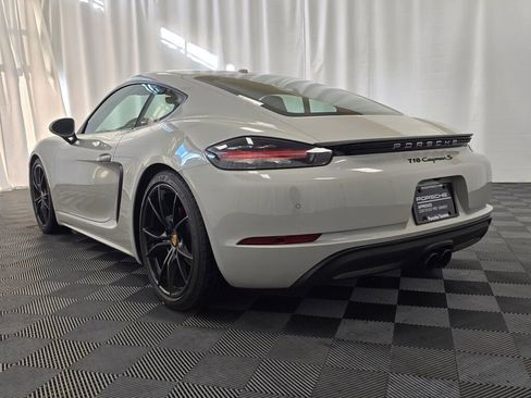 Certified 2018 Porsche 718 Cayman S image 3