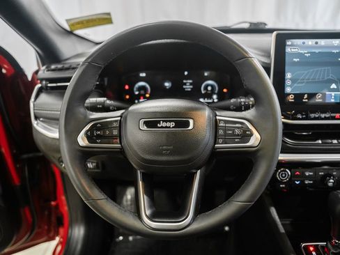 Used 2023 Jeep Compass High Altitude AWD/4WD image 29