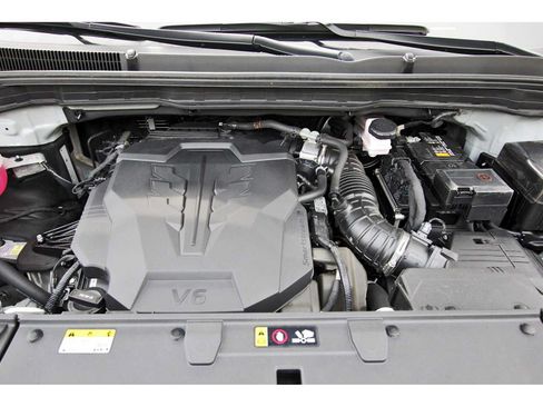 Used 2025 Kia Carnival SX Prestige FWD image 32