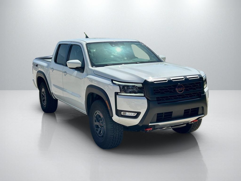 Used 2026 Nissan Frontier PRO-4X AWD/4WD image 3