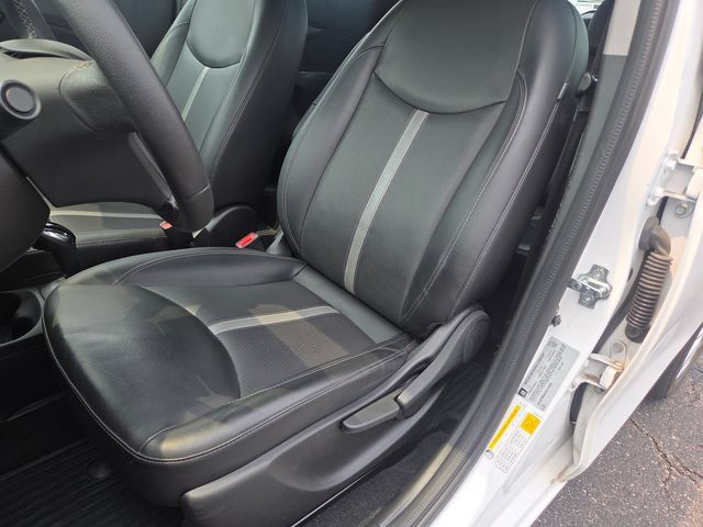 Used 2022 Chevrolet Spark LT FWD image 20