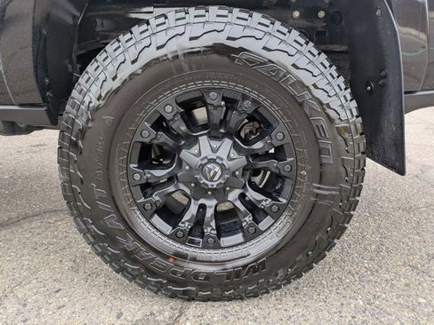 Used 2020 RAM 2500 Laramie w/ Night Edition image 24